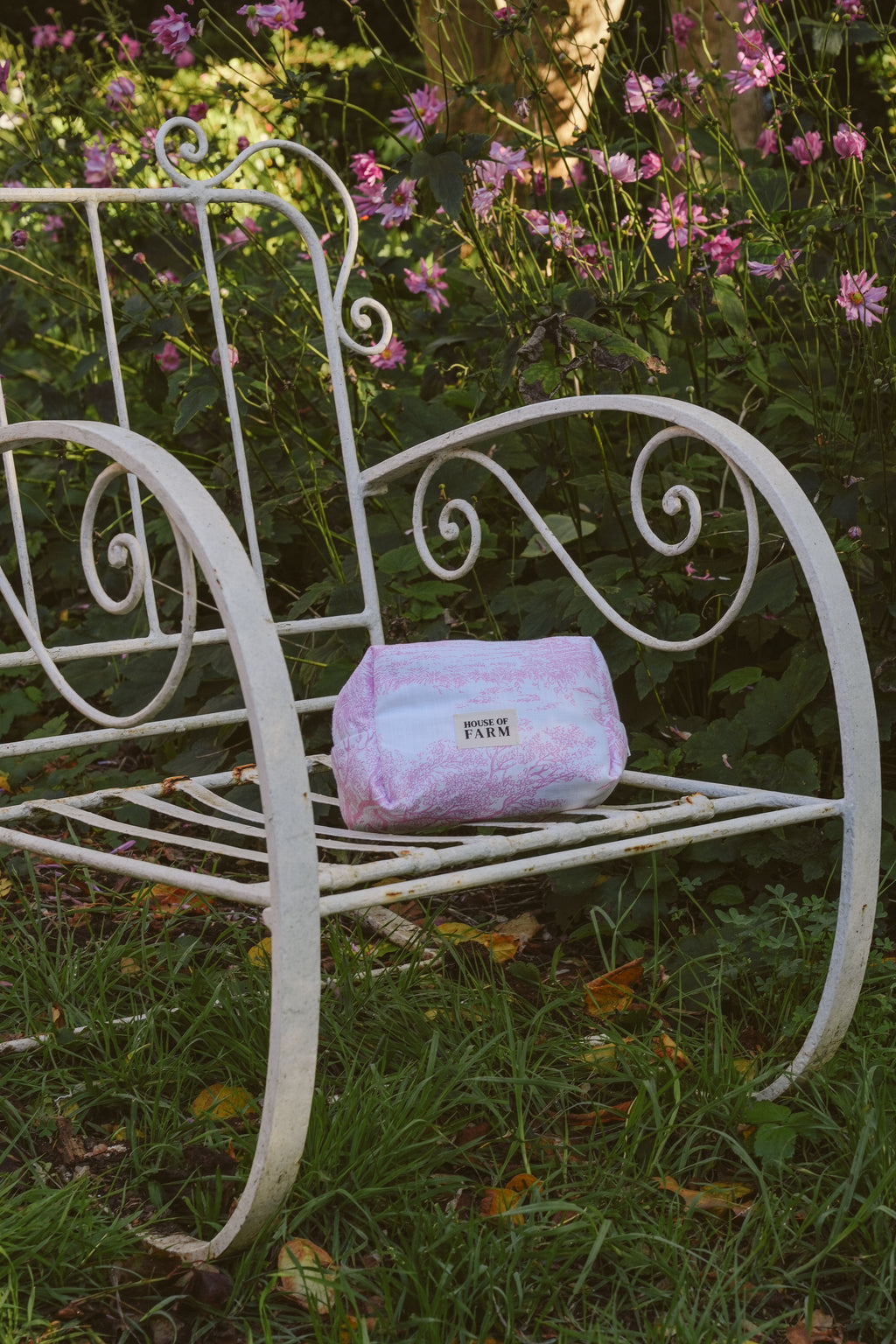 Makeup Pouch - Farm Girl Pattern