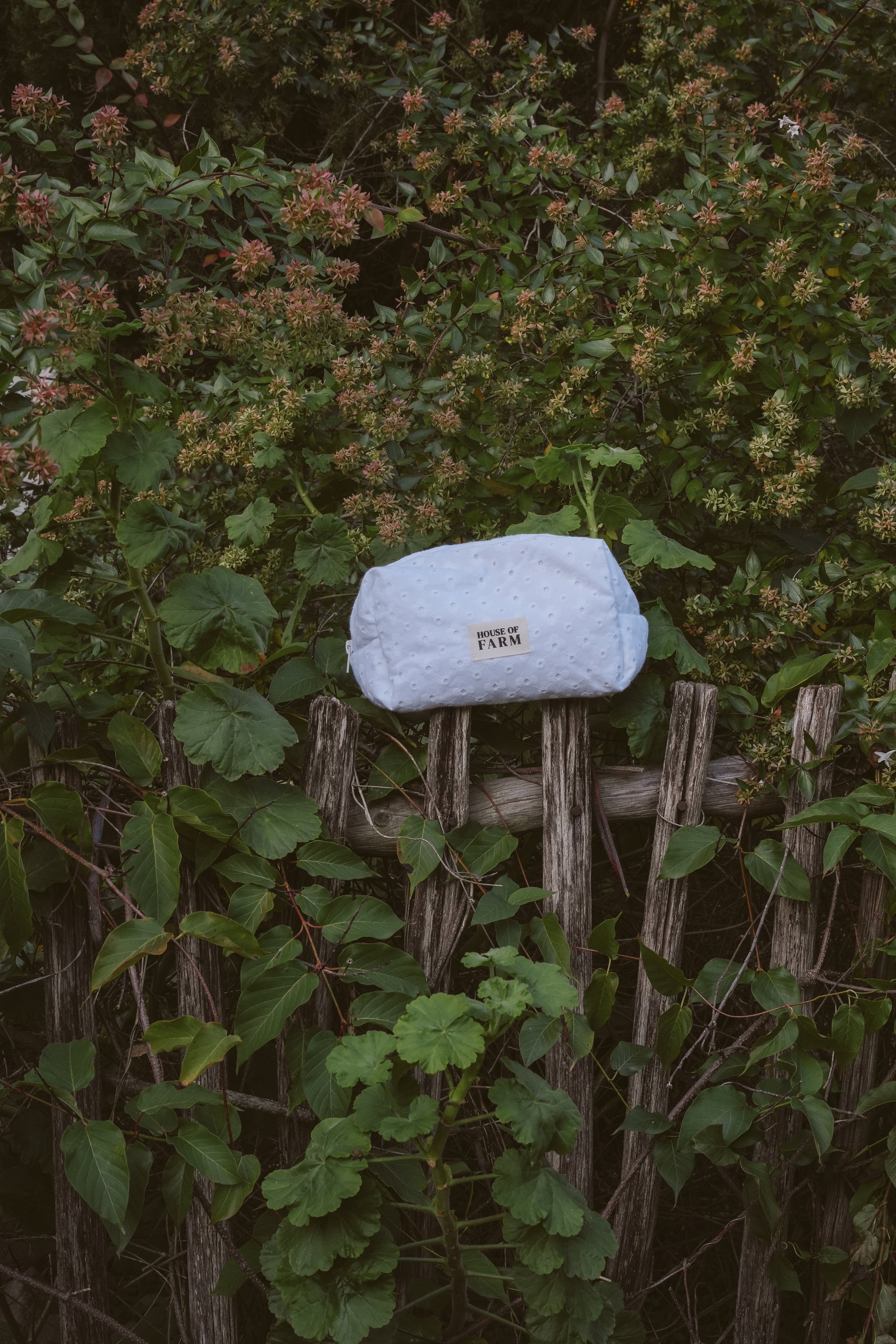 Makeup Pouch - White Hydrangea